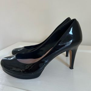 Vince Camuto black patent heels